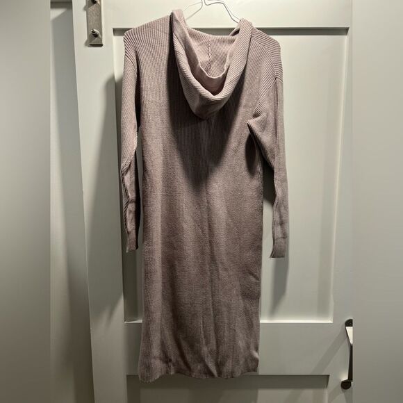 NWT The Drop Cuddle MIDI Sweater Dress with Hoodie knockoff Taylor swifts dress - Picture 4 of 10
